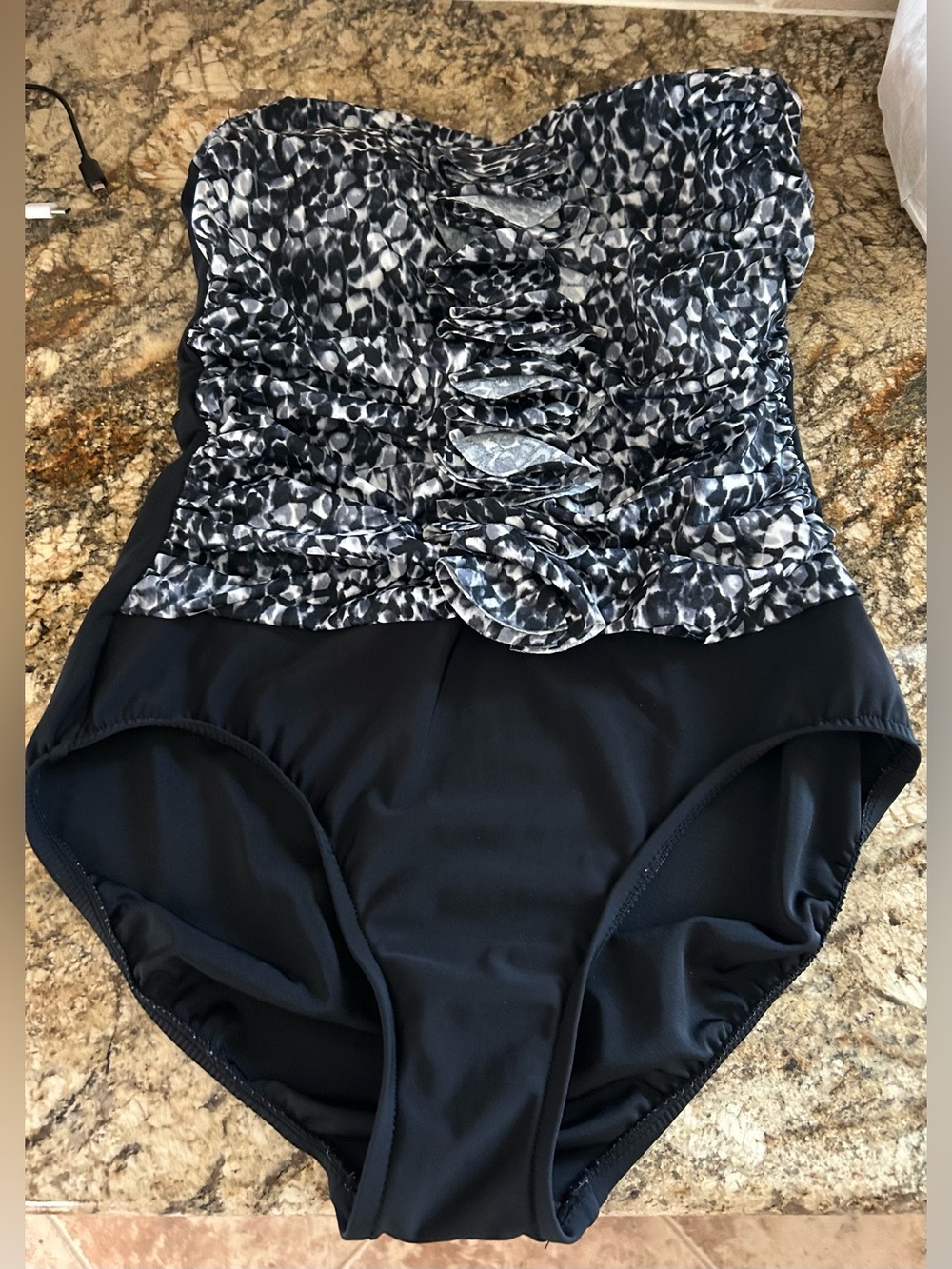 Black white and gray ruffled one piece swimsuit bathing suit large